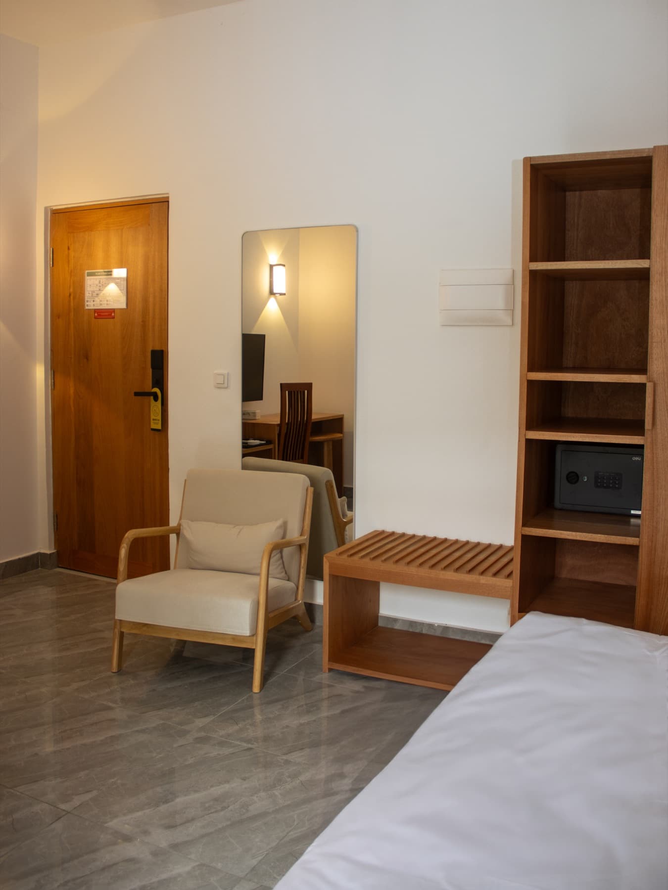 Chambre Double Deluxe — Résidence Feuille, hôtel à Pointe-Noire