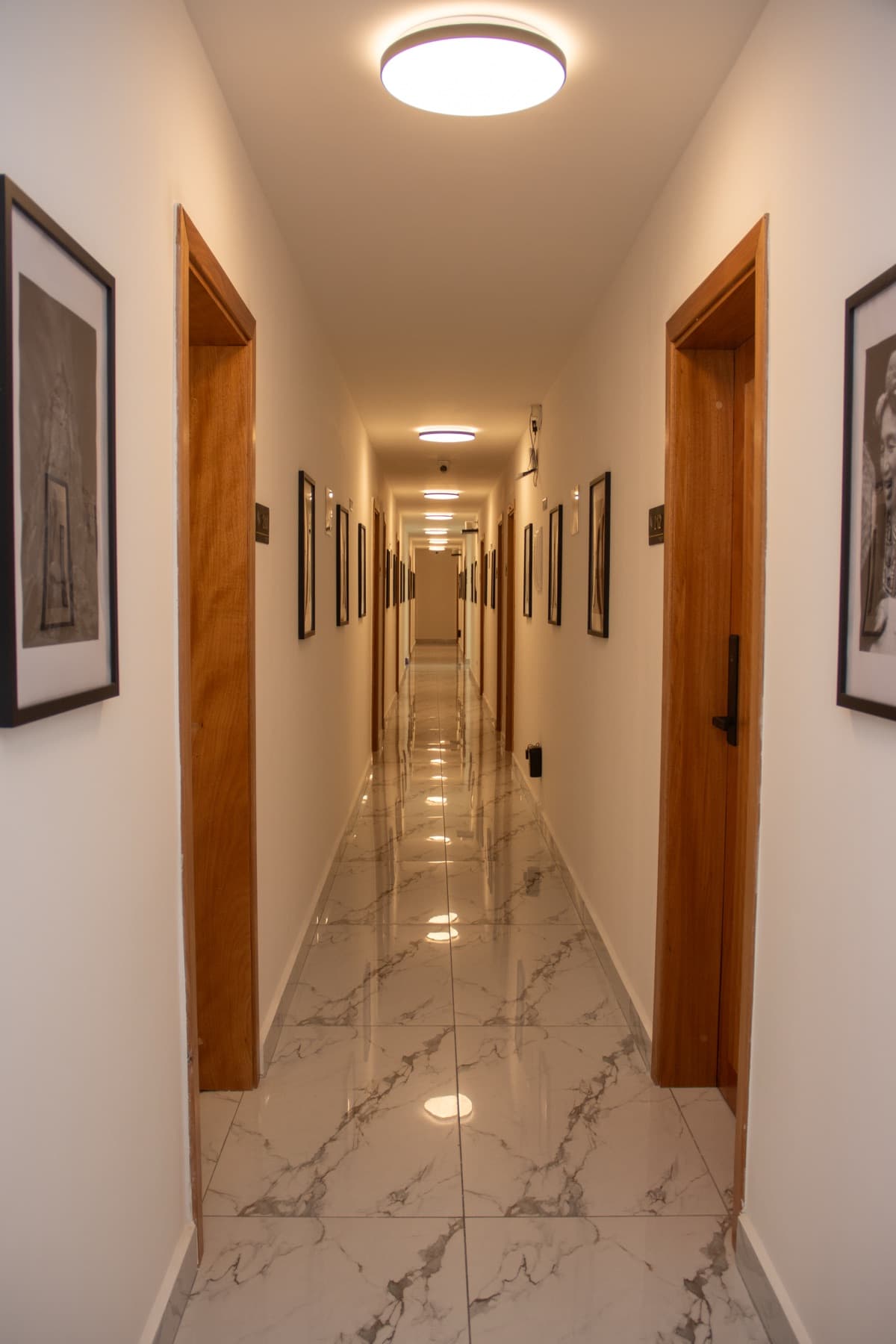 Réception & espaces communs — Résidence Feuille, hôtel à Pointe-Noire